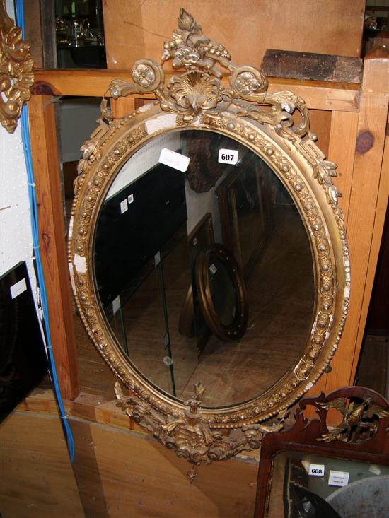 Victorian oval gilt wall mirror, A/F